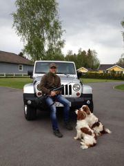 Sako 85 SS/ Jeep Wrangler / Welsh Springer