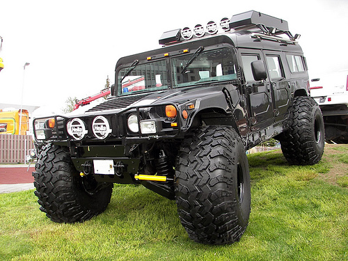 hummer-h18.jpg.816e0921dd0e8eee7e7c6a41b69628b0.jpg